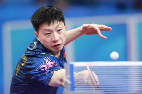 开云体育官网 新加坡大满贯马龙轻松赢德比 王曼昱连得7分逆转